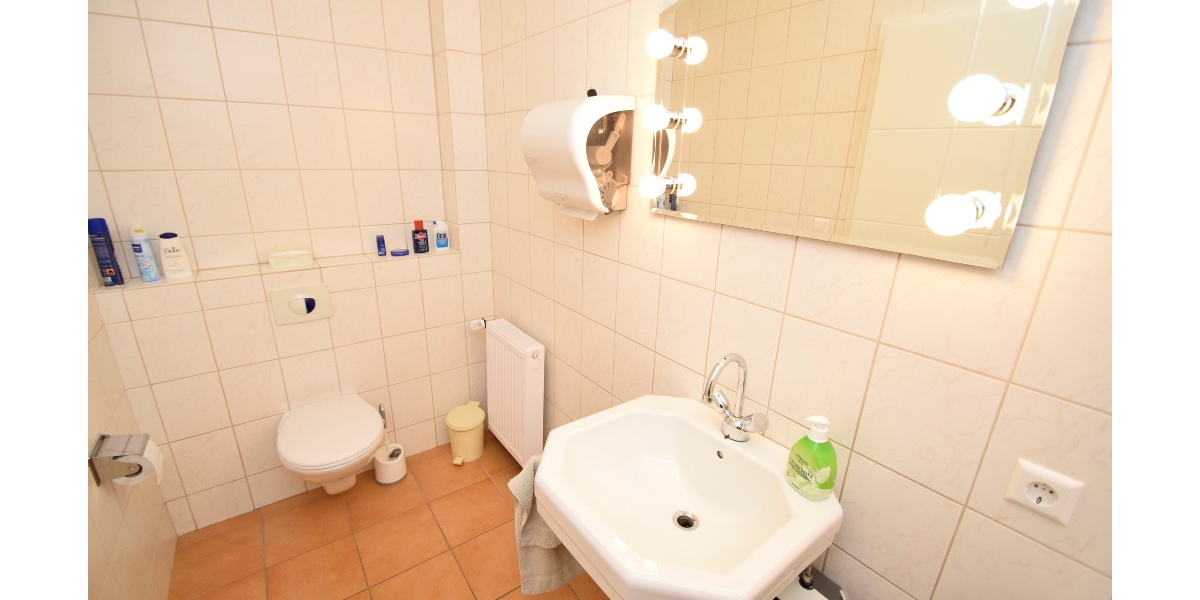 Hauptverkehrsstr. Sulingen: Gewerbehalle teilbar viele Parkplätze - Gewerbeobjekt Sulingen | Angebot:25416987