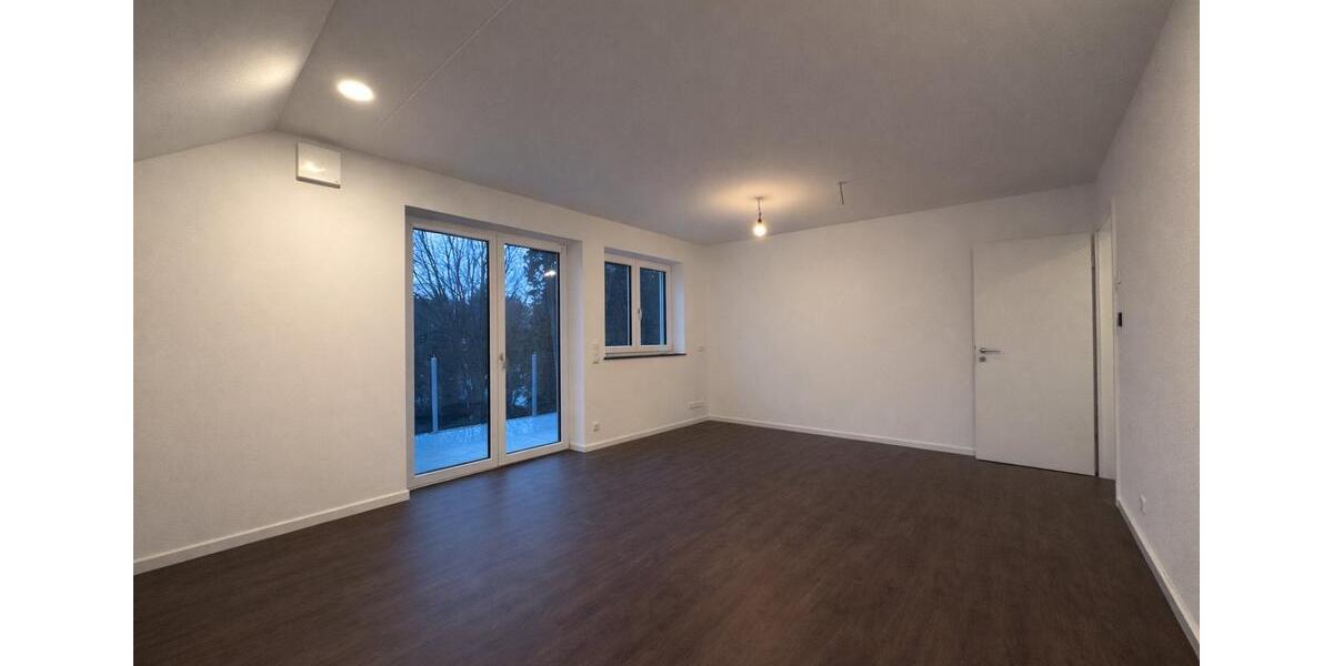 Dachgeschoßwohnung Türkheim - 3 Zimmer, 93 m&sup2;, 1.250&euro; | Angebot:24678581