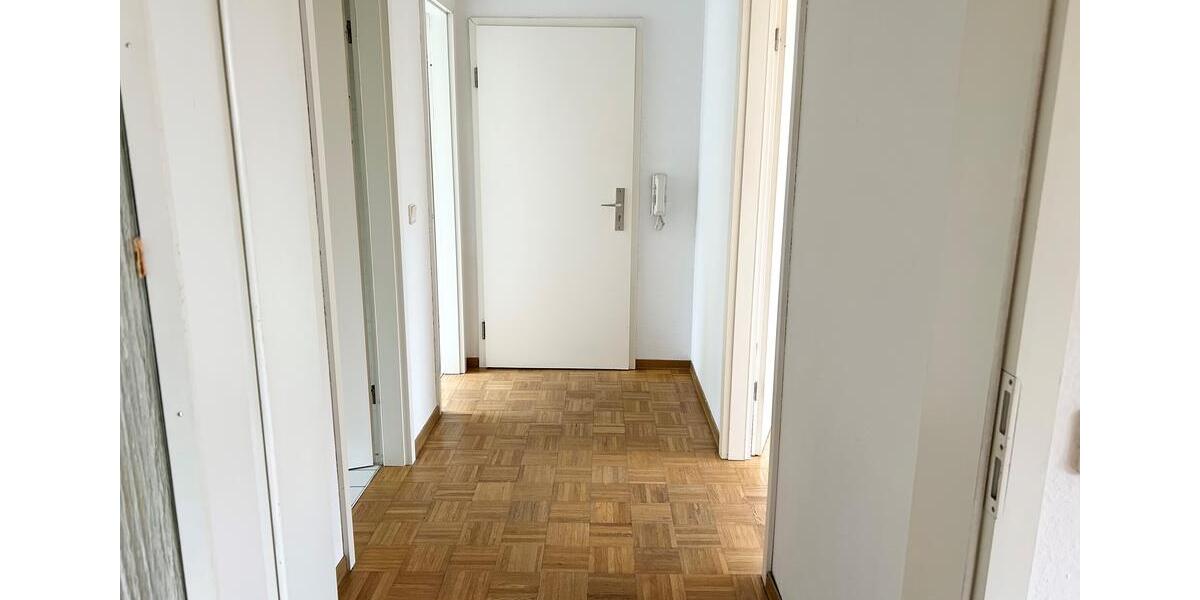 Dachgeschoßwohnung Hamburg Wandsbek - 3 Zimmer, 65 m&sup2;, 723&euro; | Angebot:26041500