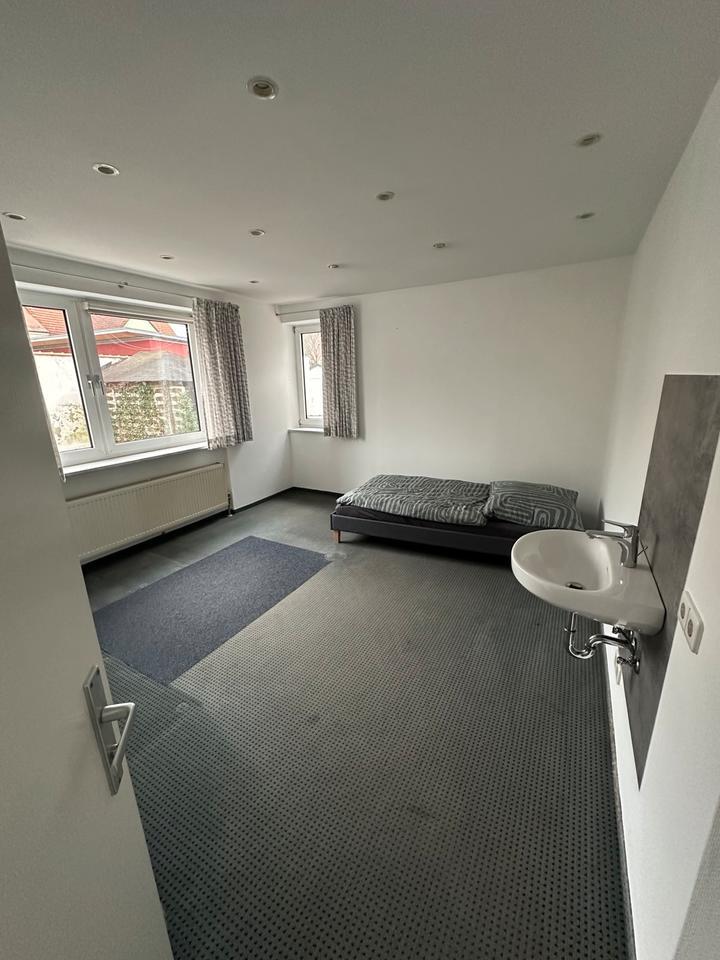 1 Zimmer Wohnung in Geisenfeld Warm inkl NK ab sofort zimmer