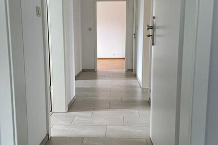 Wohnung Erfurt Daberstedt - 4 Zimmer, 101 m&sup2;, 1.310&euro; | Angebot:25120809