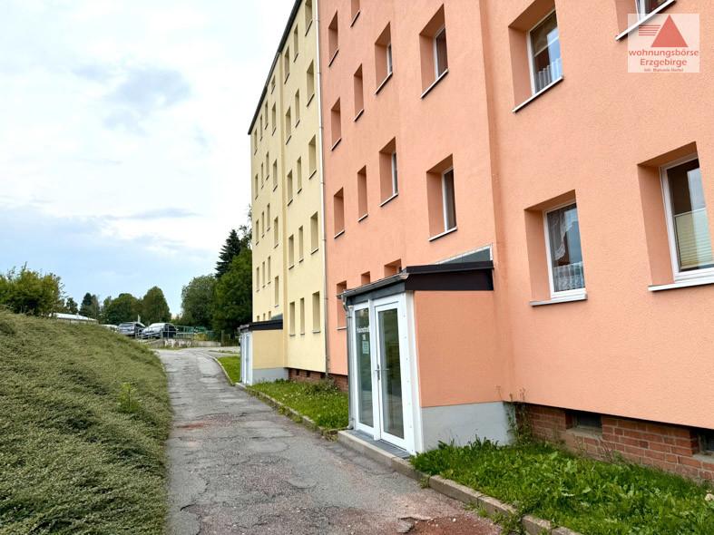 Etagenwohnung Thum - 3 Zimmer, 60 m&sup2;, 411&euro; | Angebot:21812267