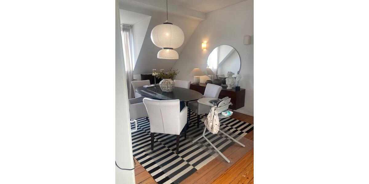 Dachgeschoßwohnung Baden-Baden Baden - 4 Zimmer, 113 m&sup2;, 1.500&euro; | Angebot:25649140