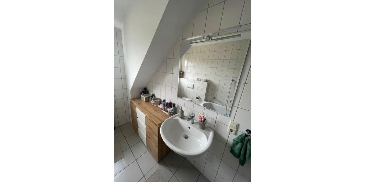 Dachgeschoßwohnung Verl - 2 Zimmer, 62 m&sup2;, 540&euro; | Angebot:25988642