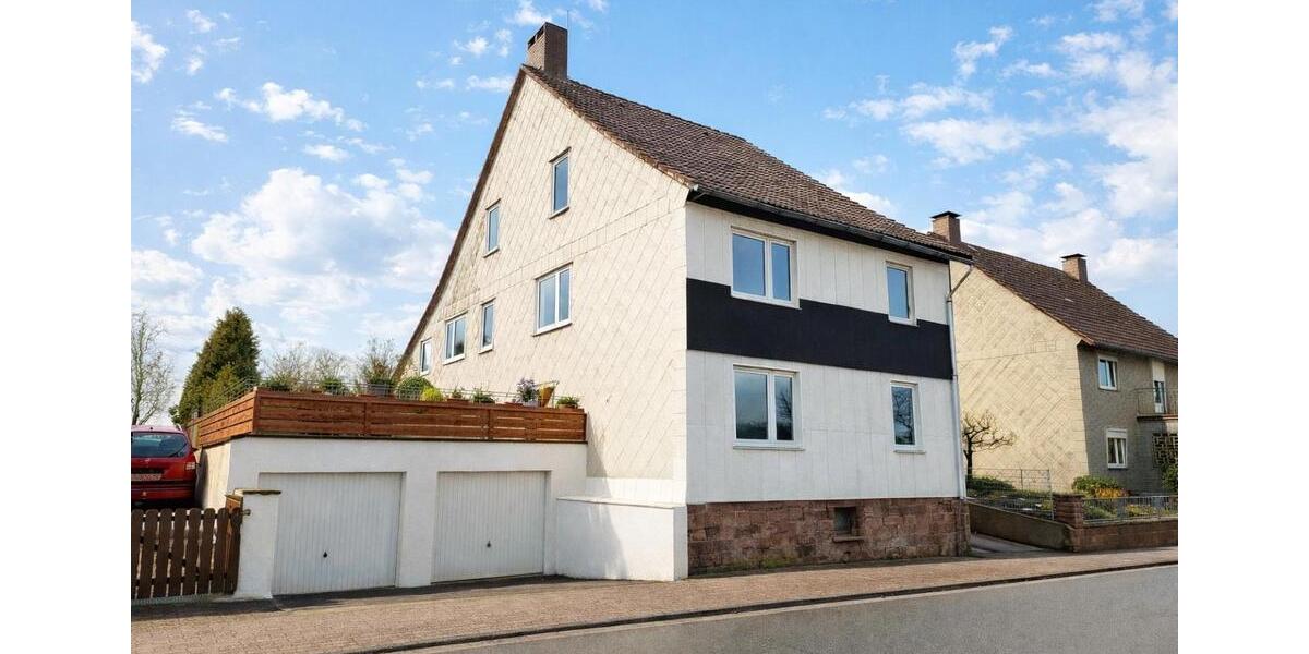 Erdgeschoßwohnung Stadtoldendorf - 5 Zimmer, 140 m&sup2;, 750&euro; | Angebot:25415058