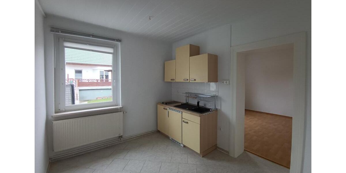 Hochparterre Nienburg (Saale) - 2 Zimmer, 38 m&sup2;, 230&euro; | Angebot:25717383