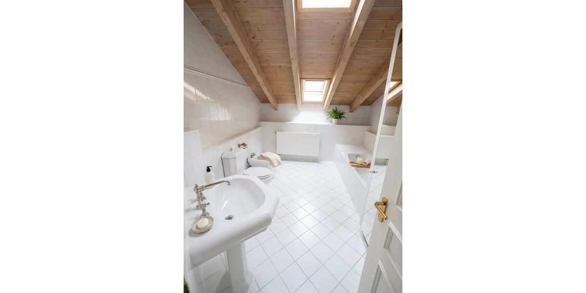 Wohnen auf Zeit Tutzing - 1 Zimmer, 15 m&sup2;, 525&euro; | Angebot:26236155