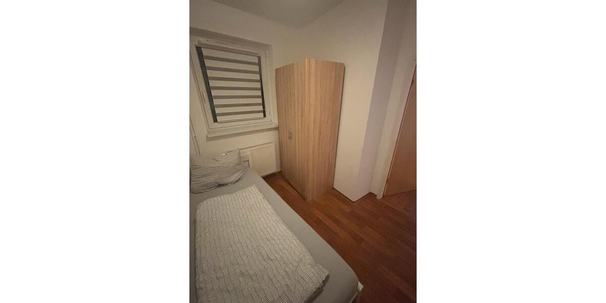 Wohnen auf Zeit Döbeln - 3 Zimmer, 80 m&sup2;, 70&euro; | Angebot:24867223
