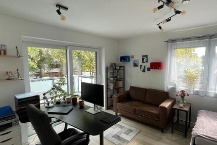 Schöne Neubau-Wohnung mit Balkon und Parkplatz 1 zimmer