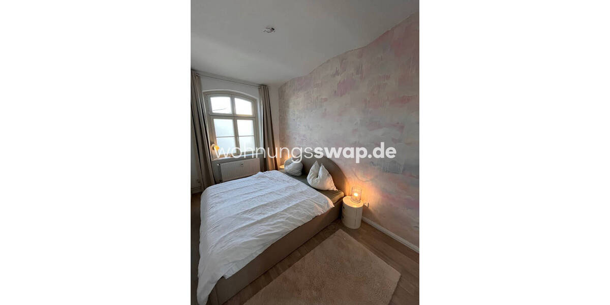 Etagenwohnung Berlin Hellersdorf - 4 Zimmer, 125 m&sup2;, 1.400&euro; | Angebot:26125811