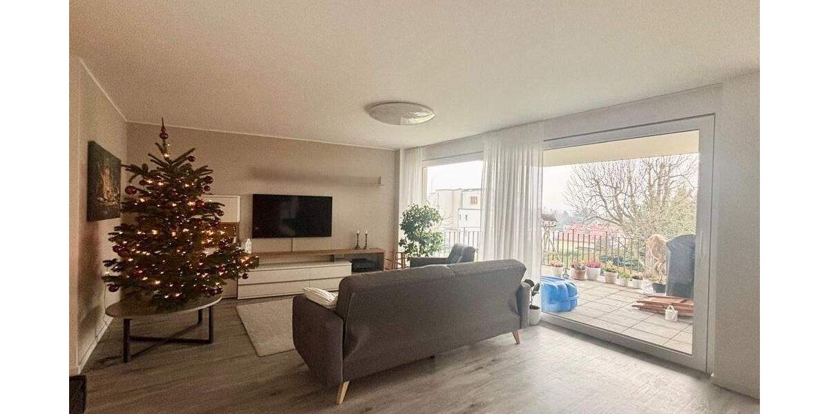 Etagenwohnung Friedrichshafen - 3 Zimmer, 101 m&sup2;, 1.680&euro; | Angebot:24435650