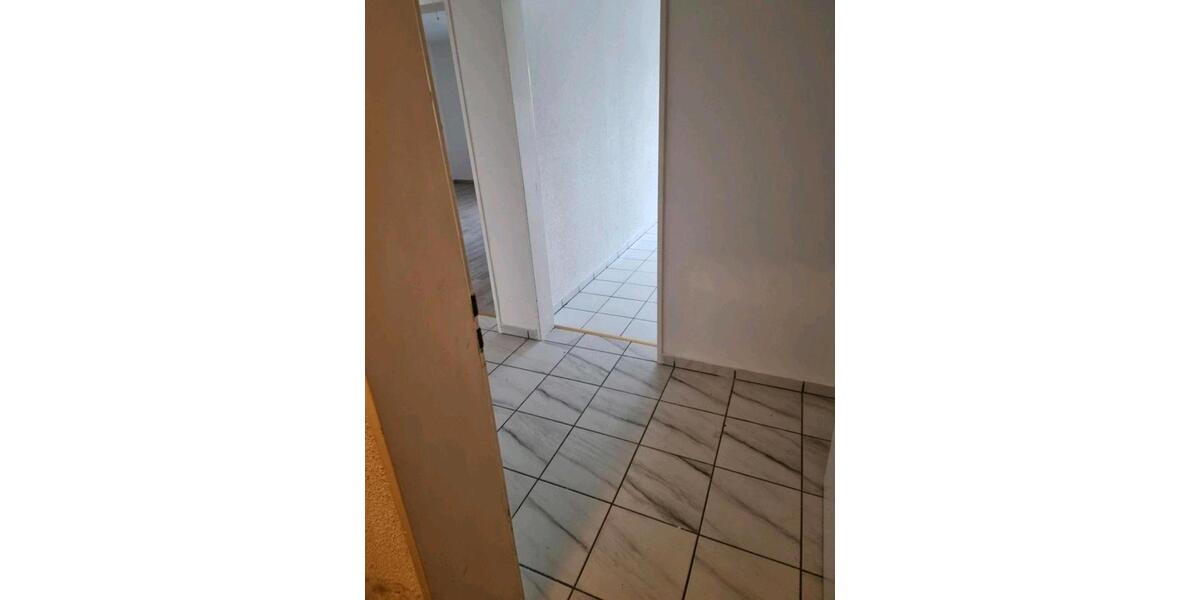 Etagenwohnung Mönchengladbach Süd - 3 Zimmer, 78 m&sup2;, 1.250&euro; | Angebot:24481992