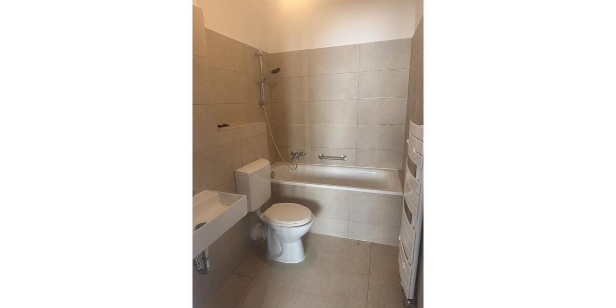 Hochparterre Potsdam - 2 Zimmer, 60 m&sup2;, 1.100&euro; | Angebot:26548090
