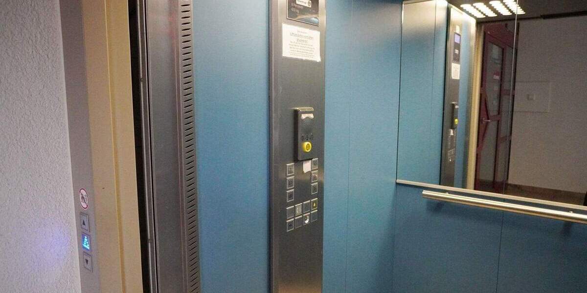 Etagenwohnung Überlingen - 3 Zimmer, 141 m&sup2;, 2.090&euro; | Angebot:25996252