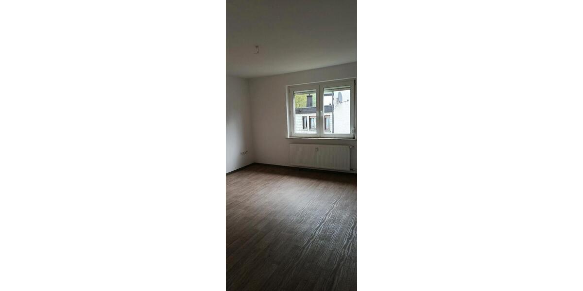 Etagenwohnung Meschede - 4 Zimmer, 80 m&sup2;, 445&euro; | Angebot:24751022