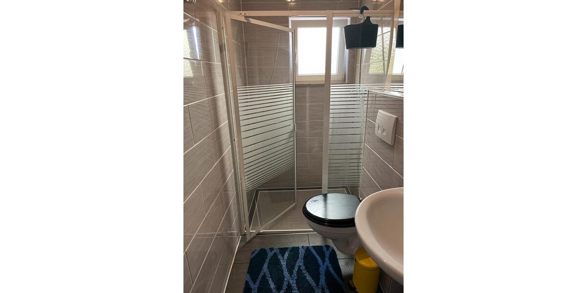 Wohnen auf Zeit Albstadt Gemarkung Onstmettingen - 8 Zimmer, 20 m&sup2;, 20&euro; | Angebot:26251925