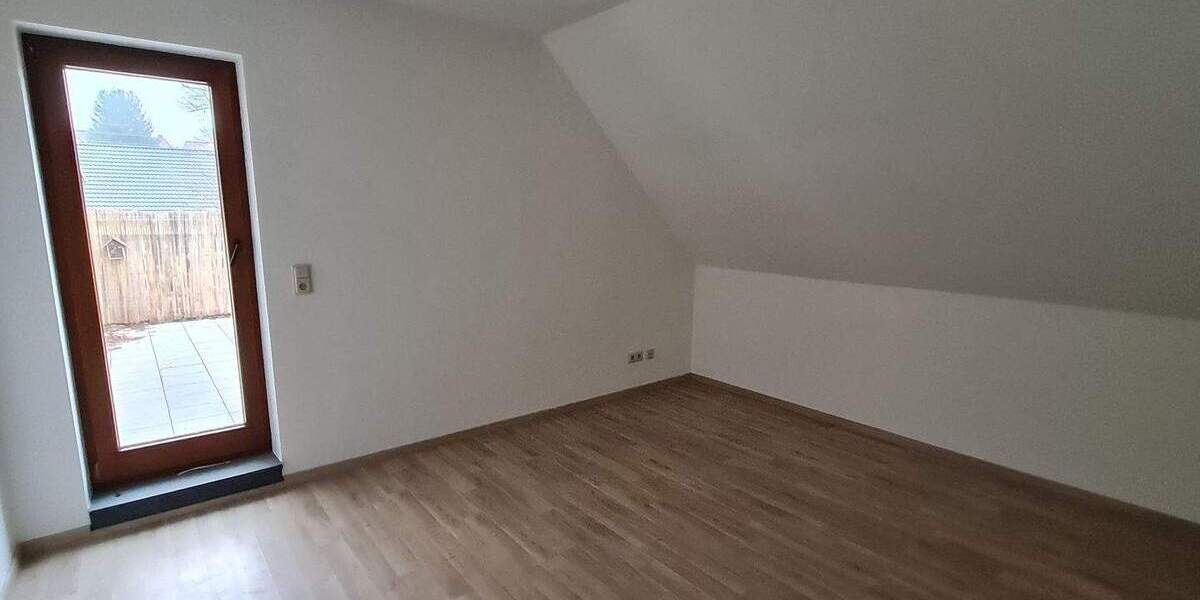 Großzügig Wohnen über 2 Etagen in Riegelsberg 5 zimmer