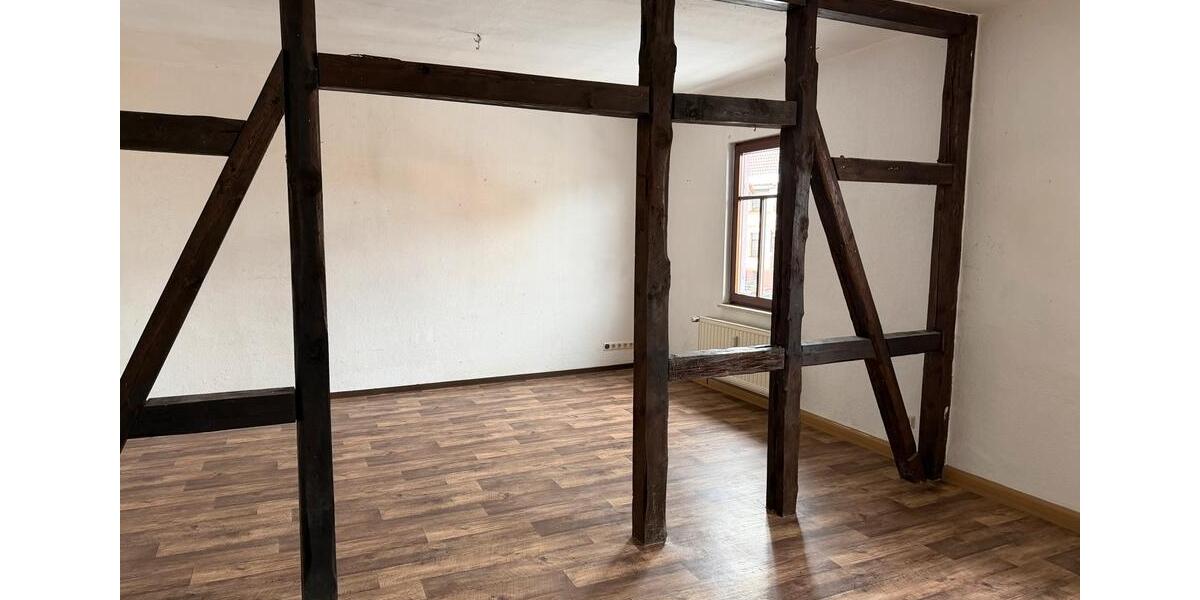 Etagenwohnung Bad Salzungen - 2 Zimmer, 76 m&sup2;, 670&euro; | Angebot:24742801