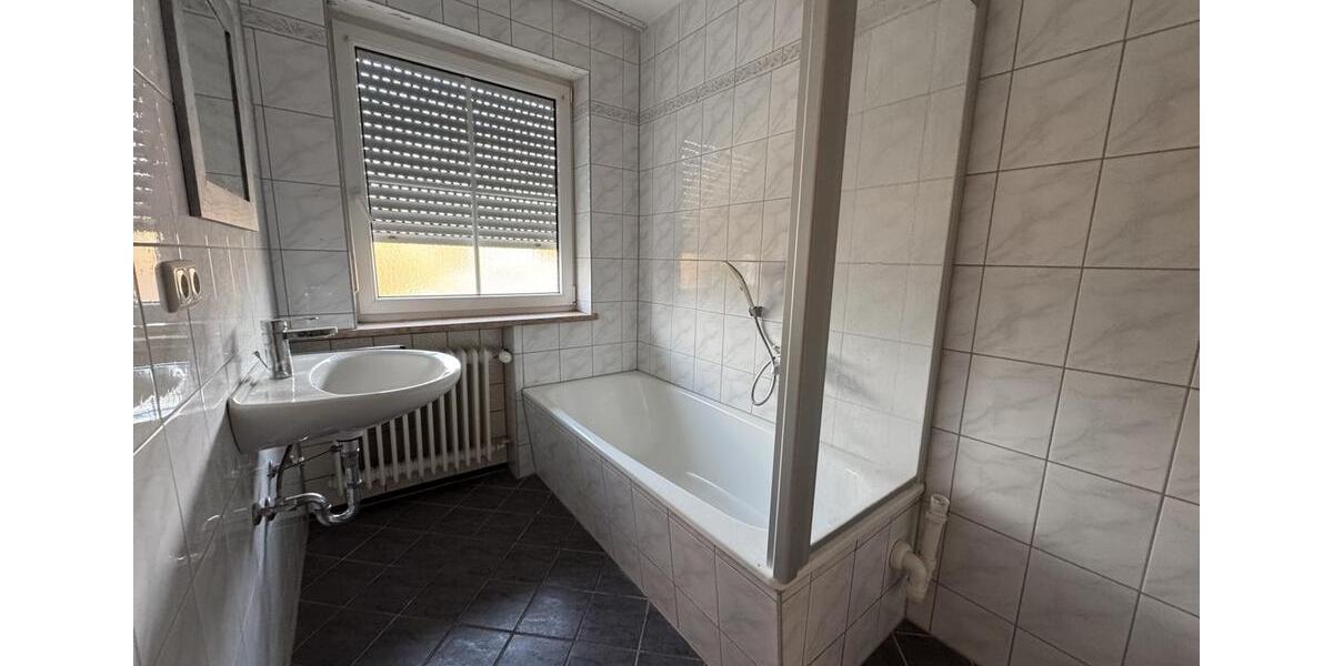 Etagenwohnung Wurmannsquick - 3 Zimmer, 75 m&sup2;, 500&euro; | Angebot:26426399