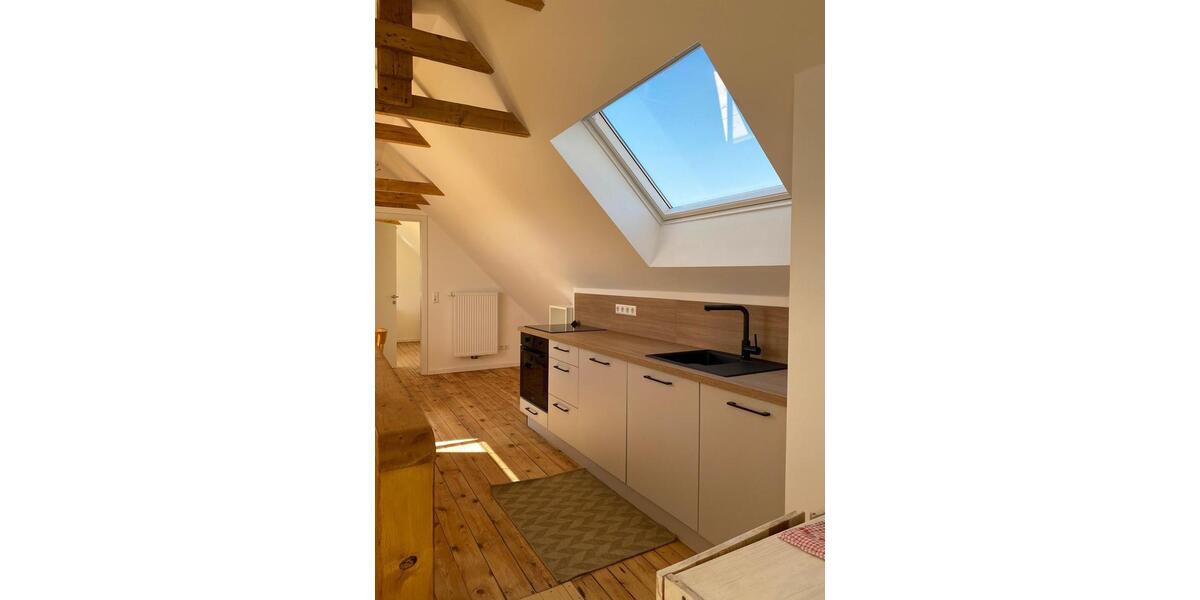 Dachgeschoßwohnung Freiburg im Breisgau Ebnet - 3 Zimmer, 50 m&sup2;, 1.200&euro; | Angebot:26440315