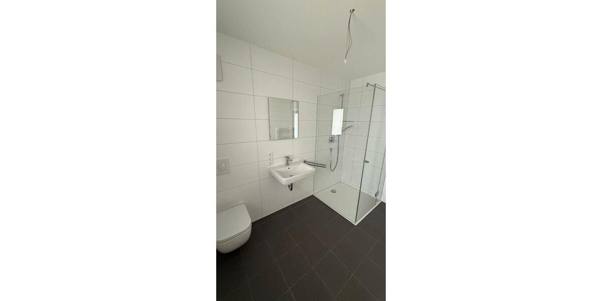 Mehrfamilienhaus, Wohnhaus Amberg - 2 Zimmer, 76 m&sup2;, 834&euro; | Angebot:26251225