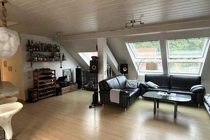 4- Zimmer Wohnung, großes Bad und Panoramafenster 4 zimmer