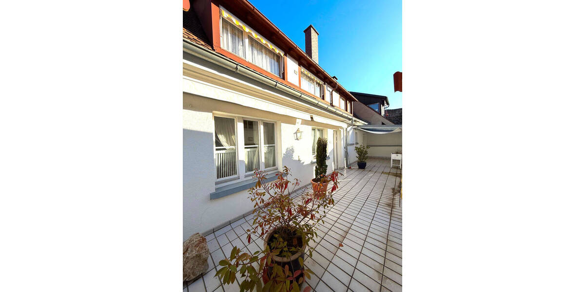 Etagenwohnung Breisach am Rhein Breisach - 3 Zimmer, 115 m&sup2;, 1.150&euro; | Angebot:26093741