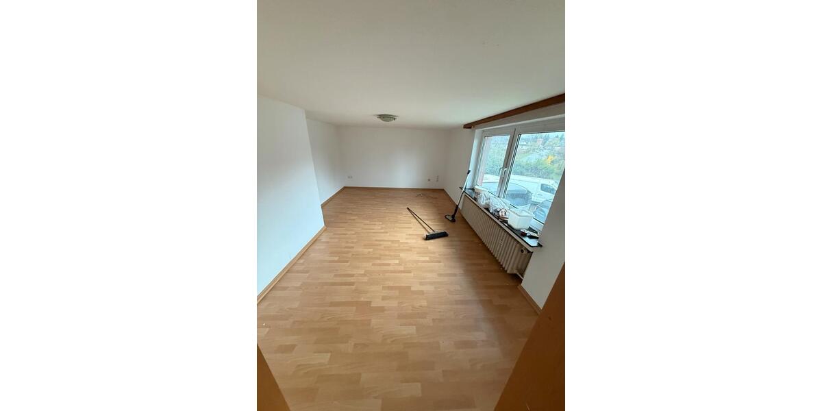 Etagenwohnung Hameln - 4 Zimmer, 110 m&sup2;, 1.200&euro; | Angebot:26067760