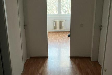 Renovierte 2-Zimmer-Wohnung mit Balkon in Lohmar Zentrum 2 zimmer