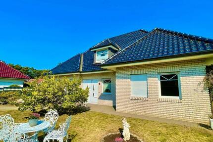 Haus Herzlake - 5 Zimmer, 220 m&sup2;, 1.500&euro; | Angebot:25935020