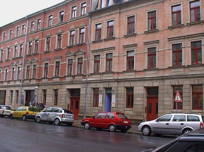 Striesen im Gründerzeithaus (1.OG re)