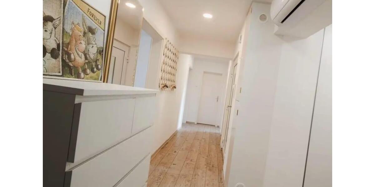 Dachgeschoßwohnung Ludwigshafen am Rhein - 4 Zimmer, 108 m&sup2;, 1.300&euro; | Angebot:26638269