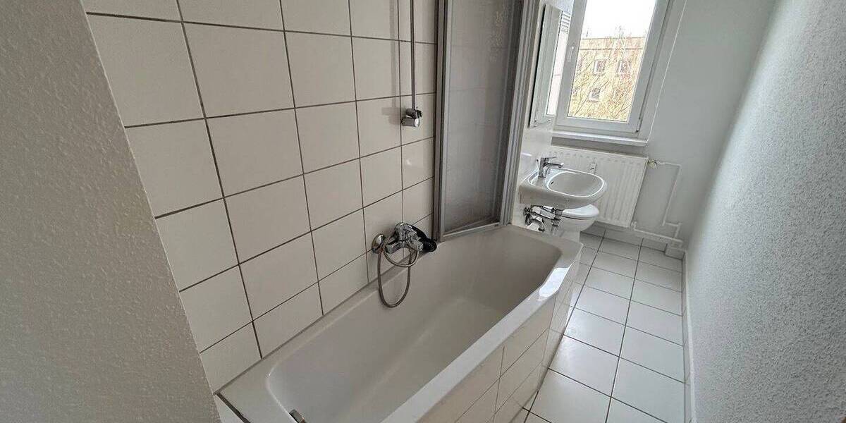 Etagenwohnung Seeland Gatersleben - 4 Zimmer, 69 m&sup2;, 402&euro; | Angebot:26064542