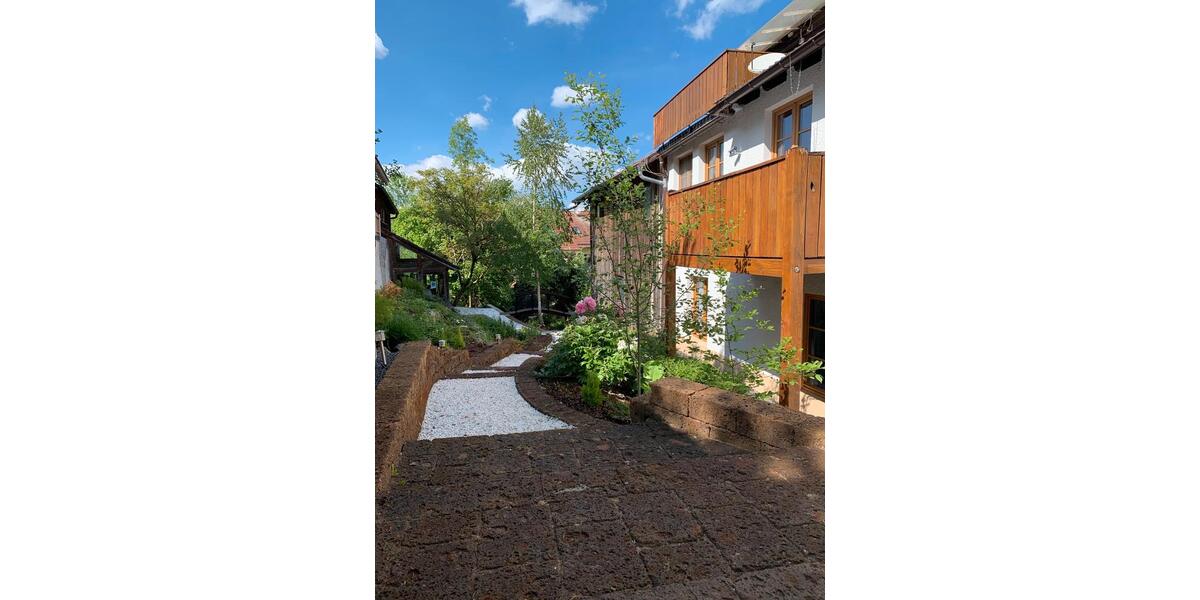 Dachgeschoßwohnung Isen - 1 Zimmer, 30 m&sup2;, 690&euro; | Angebot:25165476