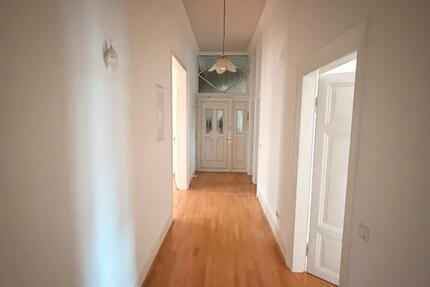 Wohnung Wiesbaden - 4 Zimmer, 118 m&sup2;, 1.600&euro; | Angebot:24490892