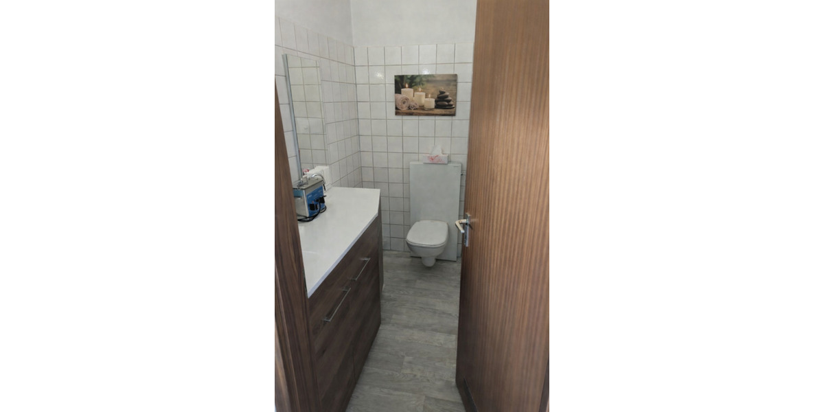 Schöne Geschäftsräume in Wolfartsweier zu vermieten 1.5 zimmer