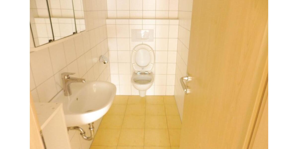 Erdgeschoßwohnung Ursensollen - 4 Zimmer, 83 m&sup2;, 650&euro; | Angebot:26110013