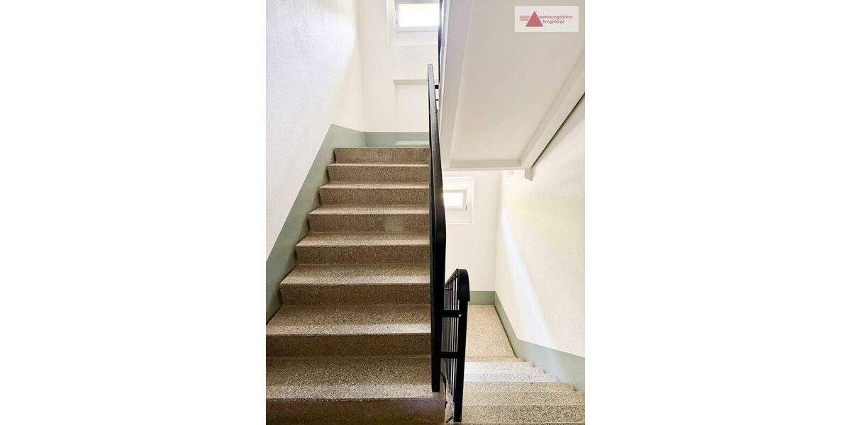 Etagenwohnung Geyer - 3 Zimmer, 54 m&sup2;, 265&euro; | Angebot:25836560