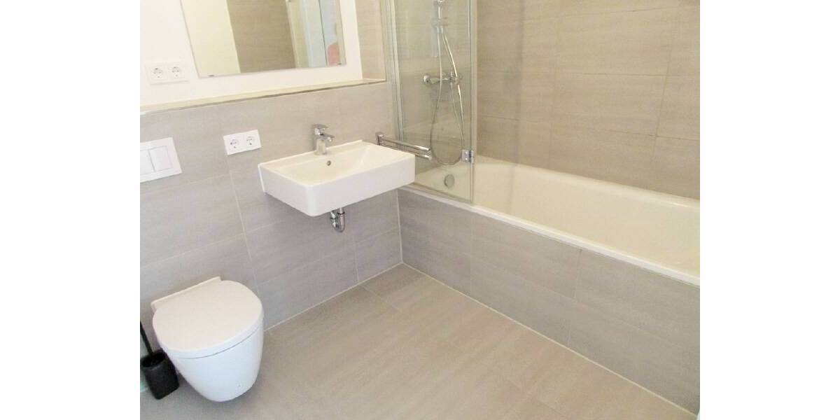 Etagenwohnung Wolfsburg Hellwinkel - 3 Zimmer, 93 m&sup2;, 1.216&euro; | Angebot:26080150