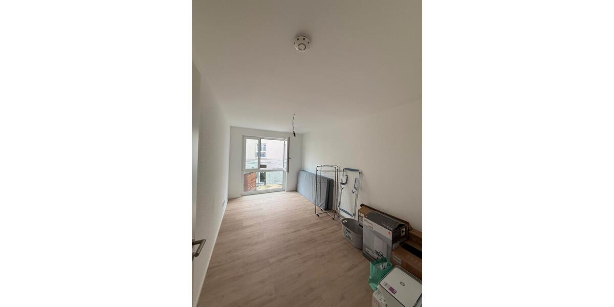 Etagenwohnung Schorndorf - 3 Zimmer, 80 m&sup2;, 1.266&euro; | Angebot:24674115