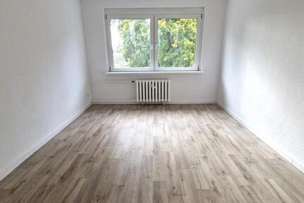 Wohnung Hötensleben - 4 Zimmer, 69 m&sup2;, 275&euro; | Angebot:22986903