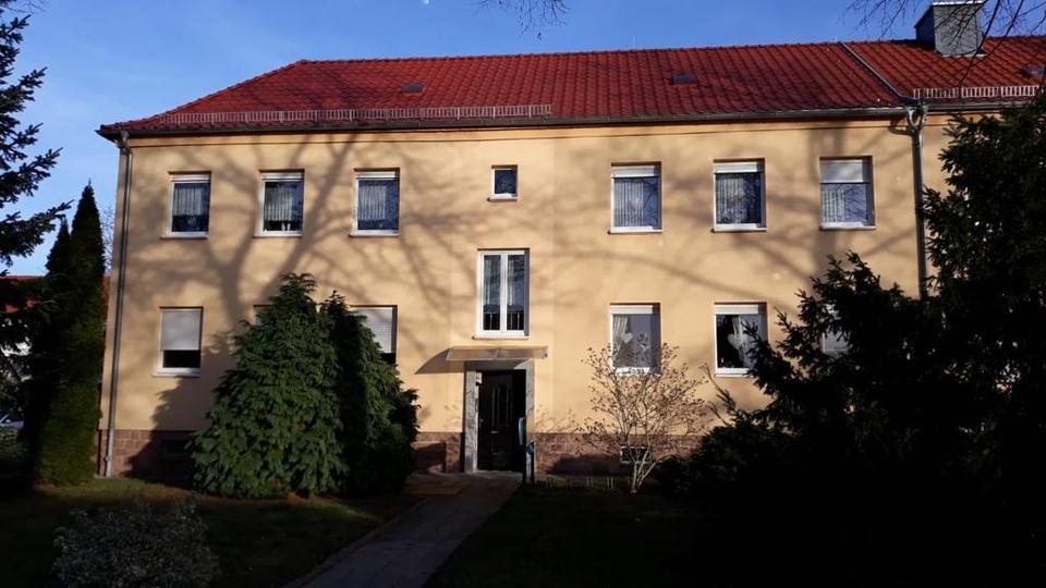 Erdgeschoßwohnung Zörbig - 3 Zimmer, 64 m&sup2;, 430&euro; | Angebot:26096236