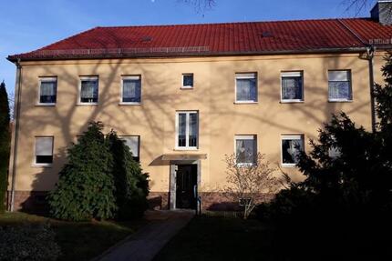 Wohnung Zörbig - 3 Zimmer, 64 m&sup2;, 430&euro; | Angebot:26096236