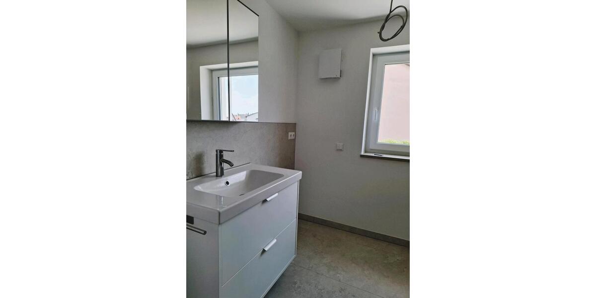 Erdgeschoßwohnung Treuchtlingen - 3.5 Zimmer, 82 m&sup2;, 880&euro; | Angebot:24600838