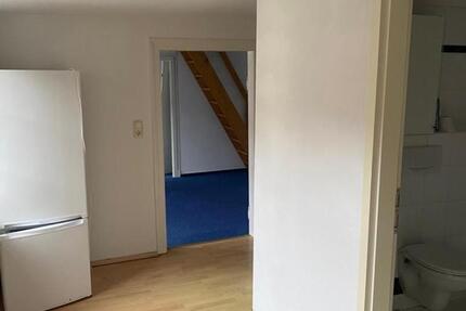 schöne besondere Wohnung mitten in der Stadt zu vermieten