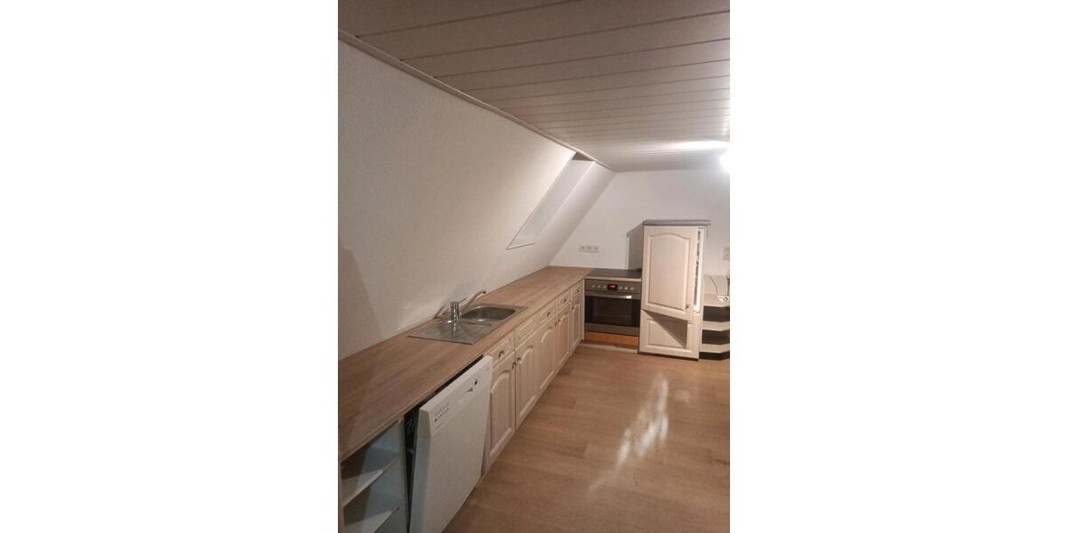 Dachgeschoßwohnung Sehmatal - 3 Zimmer, 69 m&sup2;, 345&euro; | Angebot:25560661