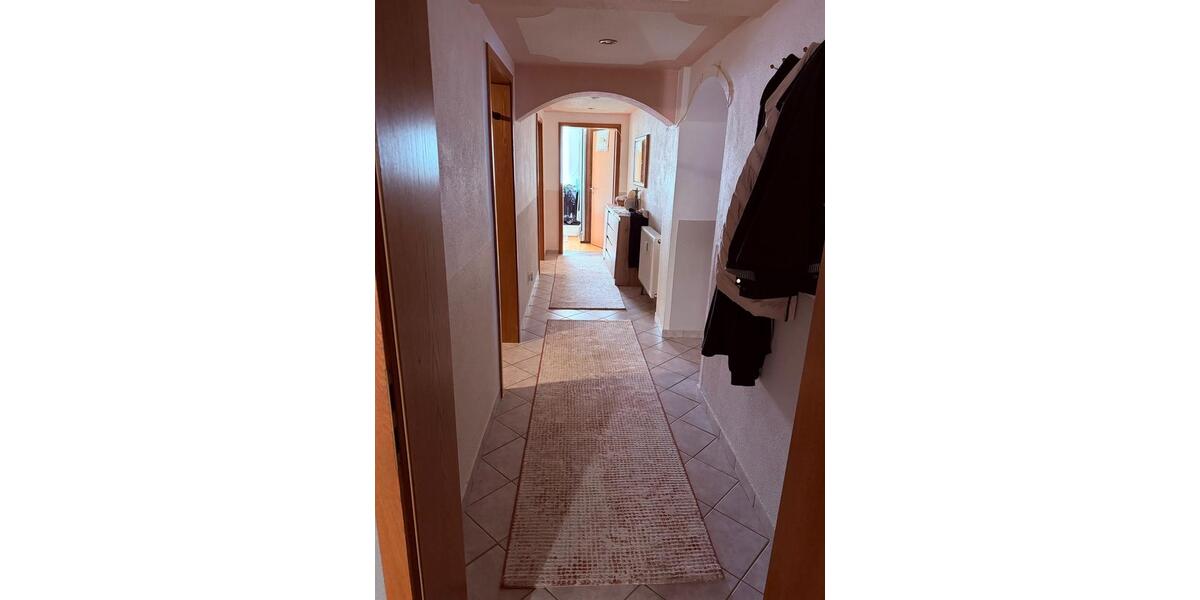 Erdgeschoßwohnung Bopfingen - 4.5 Zimmer, 120 m&sup2;, 1.200&euro; | Angebot:26387727