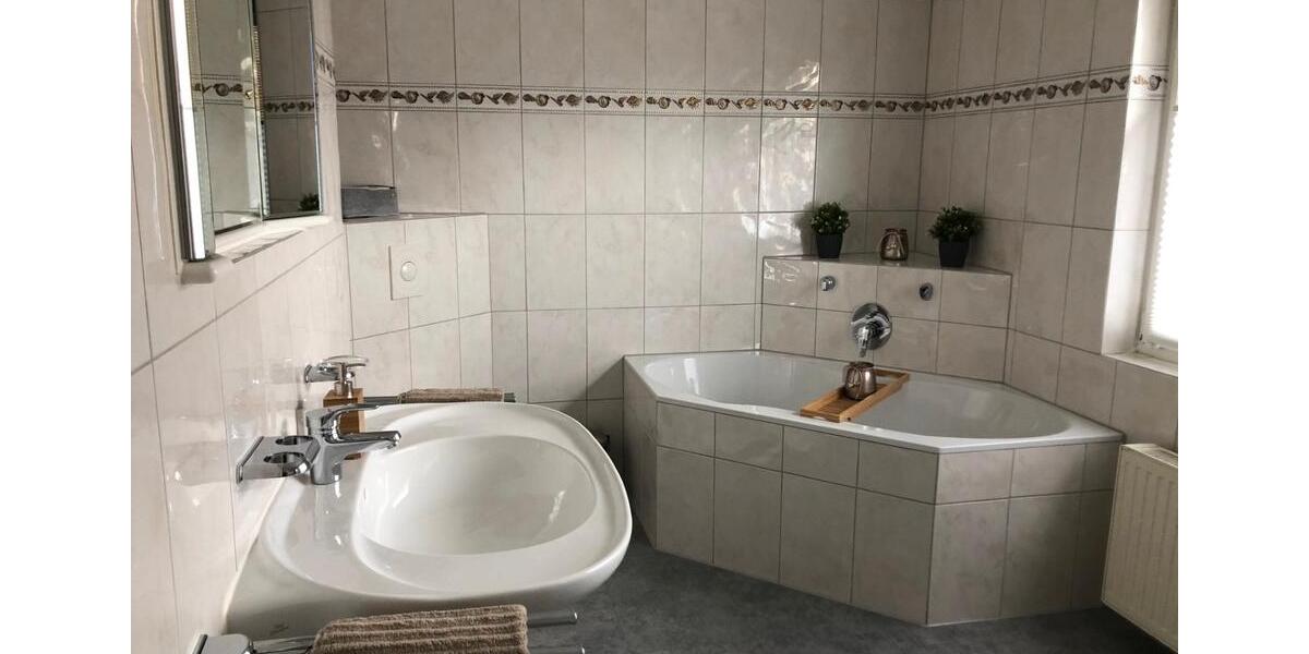 Einfamilienhaus Ahaus - 5 Zimmer, 160 m&sup2;, 2.000&euro; | Angebot:26380362