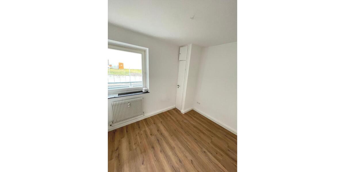 Erdgeschoßwohnung Amberg - 2 Zimmer, 52 m&sup2;, 555&euro; | Angebot:25070814