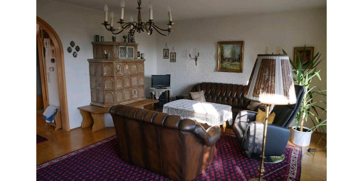 Einfamilienhaus Grünstadt - 7 Zimmer, 161 m&sup2;, 1.700&euro; | Angebot:26580273